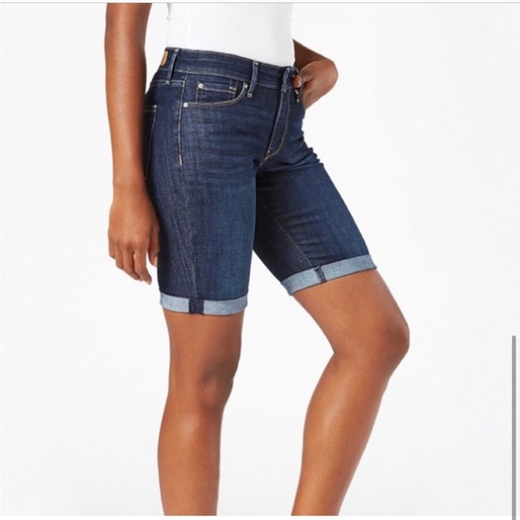 NWT Levi's Indigo Bermuda Denim Shorts - Picture 1 of 8